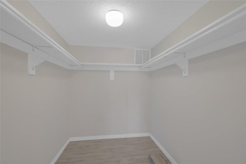 Condo in Bradenton, Florida, 2 bedrooms  № 2149799 - photo 24