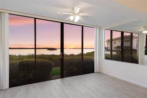 Condo in Bradenton, Florida, 2 bedrooms  № 2149799 - photo 21