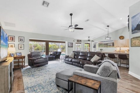House in Rotonda, Florida 3 bedrooms, 162.67 sq.m. № 1601888 - photo 7