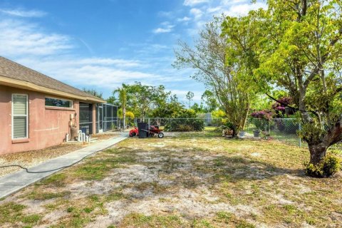 House in Rotonda, Florida 3 bedrooms, 162.67 sq.m. № 1601888 - photo 30
