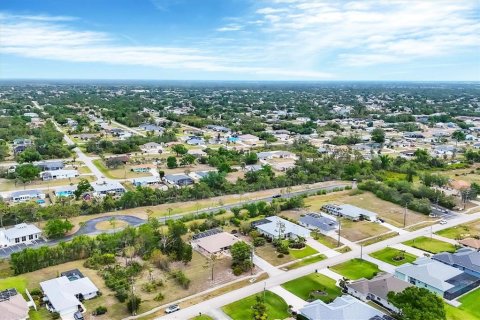 House in Rotonda, Florida 3 bedrooms, 162.67 sq.m. № 1601888 - photo 2