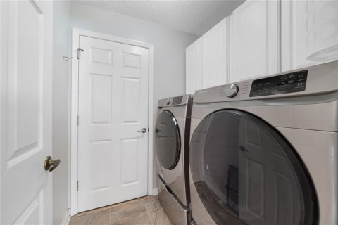 House in Orlando, Florida 3 bedrooms, 164.44 sq.m. № 1746708 - photo 17