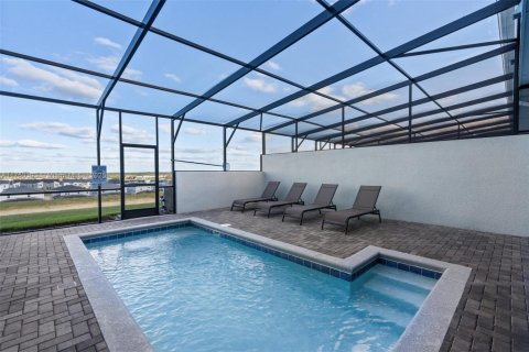 Townhouse in Davenport, Florida 5 bedrooms № 1707710 - photo 18