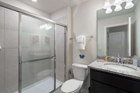 Townhouse in Davenport, Florida 5 bedrooms № 1707710 - photo 21