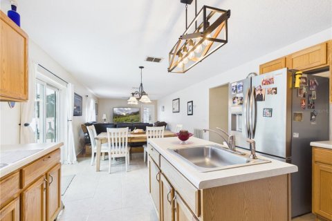 Casa en venta en Ocala, Florida, 4 dormitorios, 262.17 m2 № 2237446 - foto 8