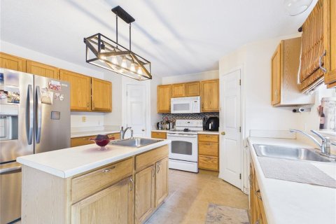 Casa en venta en Ocala, Florida, 4 dormitorios, 262.17 m2 № 2237446 - foto 6