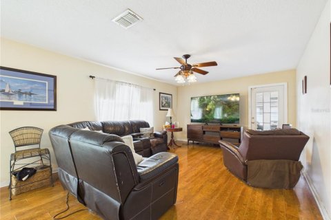 Casa en venta en Ocala, Florida, 4 dormitorios, 262.17 m2 № 2237446 - foto 5