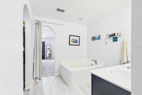 Casa en venta en Ocala, Florida, 4 dormitorios, 262.17 m2 № 2237446 - foto 17