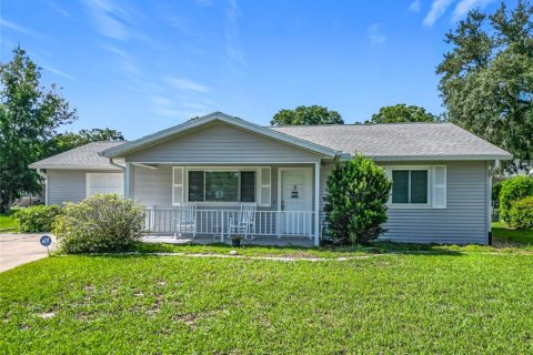 House in Ocala, Florida 2 bedrooms, 113.71 sq.m. № 1834734 - photo 1