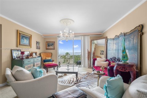 Condominio en Miami, Florida, 1 dormitorio № 2033181