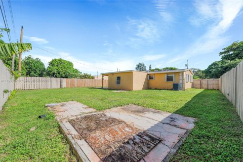 Casa en venta en Margate, Florida, 3 dormitorios, 108.88 m2 № 1952287 - foto 30