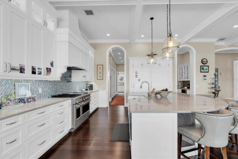 House in Palm Harbor, Florida 4 bedrooms, 727.98 sq.m. № 2233267 - photo 21