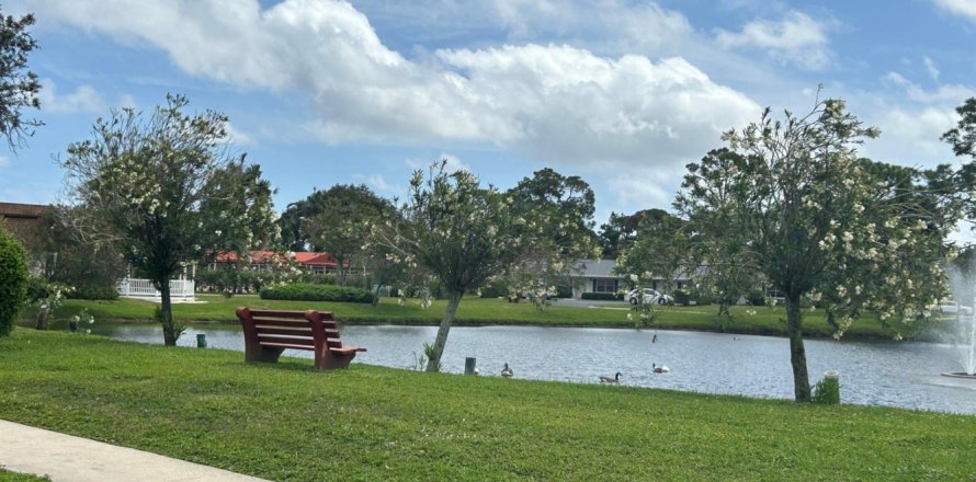 Condo in Delray Beach, Florida, 2 bedrooms № 1080753