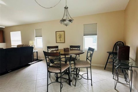 Casa en venta en Lake Suzy, Florida, 2 dormitorios, 134.62 m2 № 2234337 - foto 16