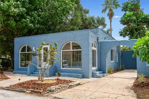 Casa en venta en Saint Petersburg, Florida, 3 dormitorios, 141.58 m2 № 1919806 - foto 2