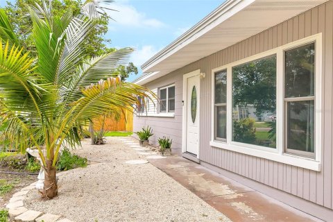 Villa ou maison à vendre à Bradenton, Floride: 3 chambres, 129.32 m2 № 1916043 - photo 2
