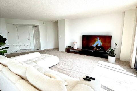 Condo in Aventura, Florida, 2 bedrooms  № 2080838 - photo 6