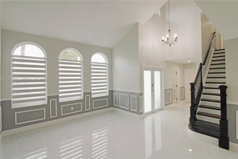 Casa en venta en Miami, Florida, 4 dormitorios, 181.62 m2 № 2011424 - foto 6