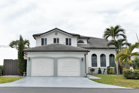Casa en Miami, Florida 4 dormitorios, 181.62 m2 № 2011424