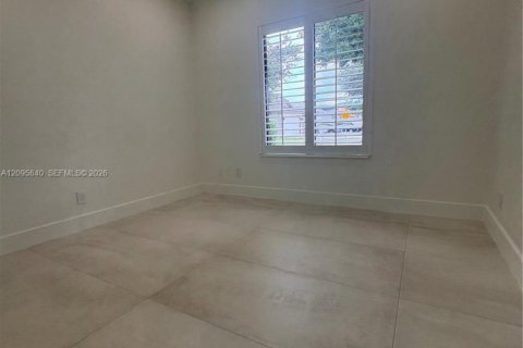 Villa ou maison à louer à Miami Lakes, Floride: 3 chambres, 157.84 m2 № 2390001 - photo 16