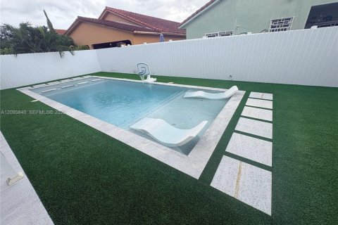 Villa ou maison à louer à Miami Lakes, Floride: 3 chambres, 157.84 m2 № 2390001 - photo 22