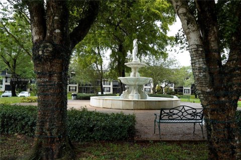 Condominio en venta en Lauderhill, Florida, 2 dormitorios, 117.06 m2 № 1726456 - foto 23