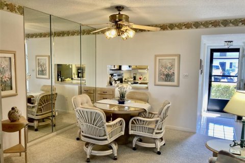 Condo in Bradenton, Florida, 1 bedroom  № 1899174 - photo 5