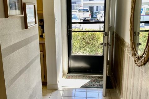 Condo in Bradenton, Florida, 1 bedroom  № 1899174 - photo 2