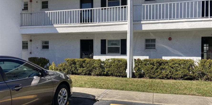 Condominio en Bradenton, Florida, 1 dormitorio № 1899174