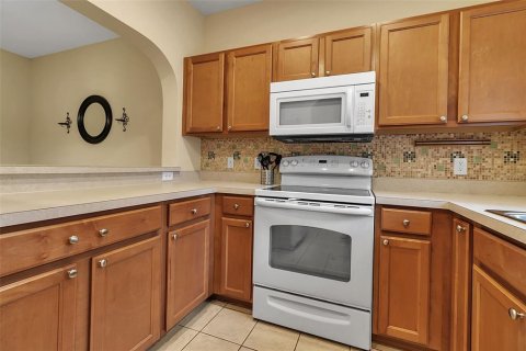 Townhouse in Bradenton, Florida 2 bedrooms, 132.76 sq.m. № 1765726 - photo 12