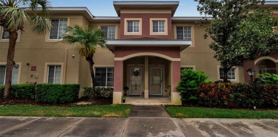 Townhouse in Bradenton, Florida 2 bedrooms, 132.76 sq.m. № 1765726