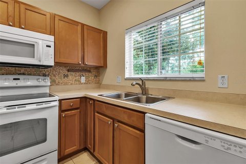 Townhouse in Bradenton, Florida 2 bedrooms, 132.76 sq.m. № 1765726 - photo 13