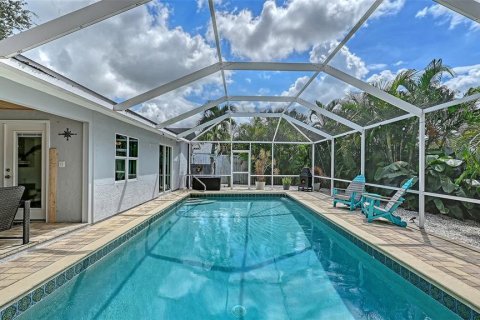 House in Sarasota, Florida 3 bedrooms, 130.06 sq.m. № 2353519 - photo 21