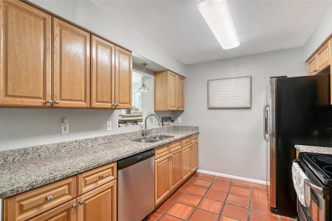 House in Sarasota, Florida 3 bedrooms, 130.06 sq.m. № 2353519 - photo 3