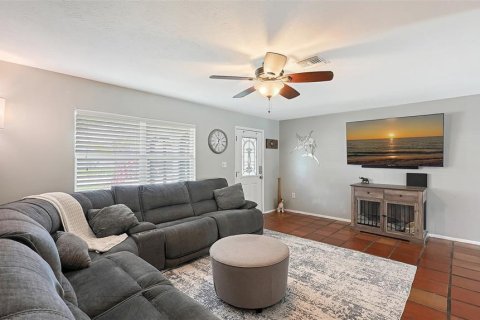 House in Sarasota, Florida 3 bedrooms, 130.06 sq.m. № 2353519 - photo 30