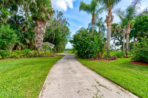 Townhouse in New Smyrna Beach, Florida 3 bedrooms, 160.35 sq.m. № 2100978 - photo 30