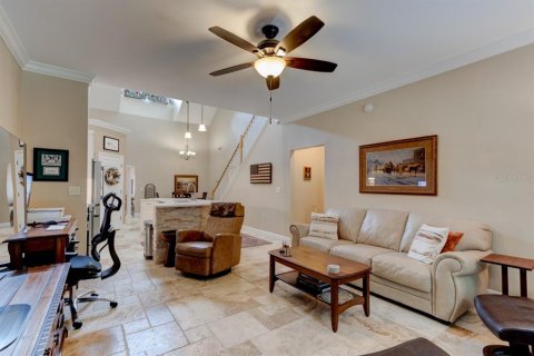 Townhouse in New Smyrna Beach, Florida 3 bedrooms, 160.35 sq.m. № 2100978 - photo 24