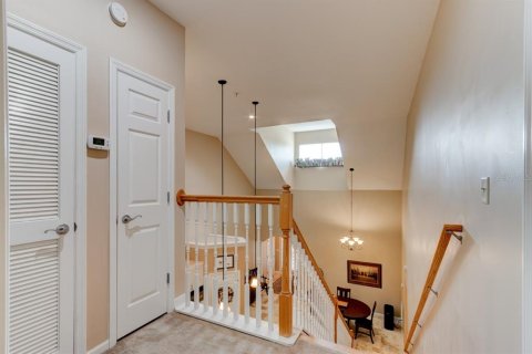 Townhouse in New Smyrna Beach, Florida 3 bedrooms, 160.35 sq.m. № 2100978 - photo 7