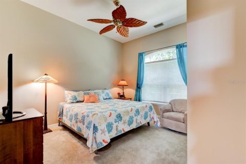 Townhouse in New Smyrna Beach, Florida 3 bedrooms, 160.35 sq.m. № 2100978 - photo 10
