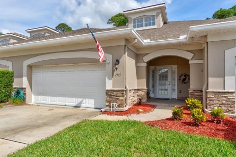 Townhouse in New Smyrna Beach, Florida 3 bedrooms, 160.35 sq.m. № 2100978