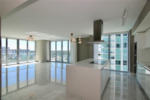 Copropriété à louer à Sunny Isles Beach, Floride: 3 chambres, 175.77 m2 № 1804437 - photo 10