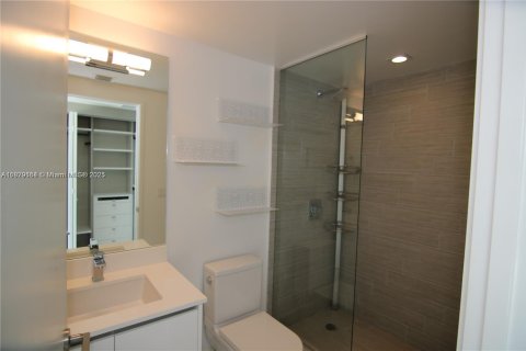 Copropriété à louer à Sunny Isles Beach, Floride: 3 chambres, 175.77 m2 № 1804437 - photo 20