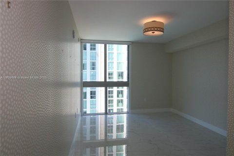 Copropriété à louer à Sunny Isles Beach, Floride: 3 chambres, 175.77 m2 № 1804437 - photo 22
