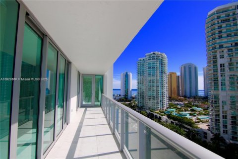 Copropriété à louer à Sunny Isles Beach, Floride: 3 chambres, 175.77 m2 № 1804437 - photo 7