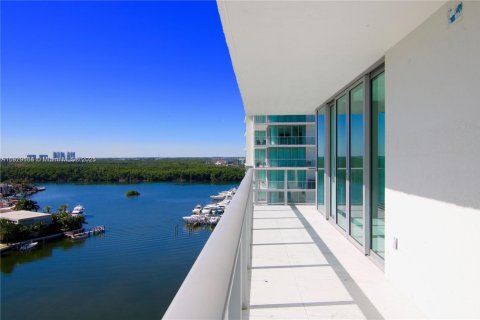 Copropriété à louer à Sunny Isles Beach, Floride: 3 chambres, 175.77 m2 № 1804437 - photo 5
