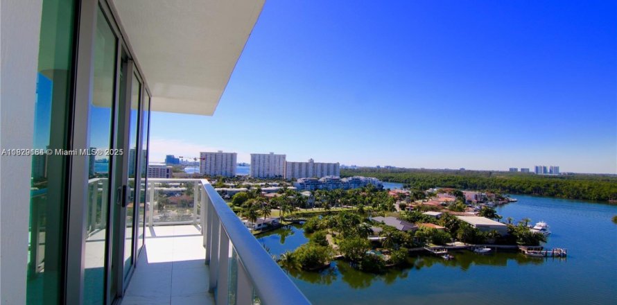 Condo à Sunny Isles Beach, Floride, 3 chambres  № 1804437
