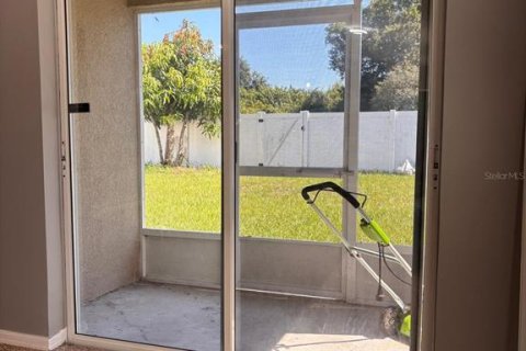 Villa ou maison à vendre à Gibsonton, Floride: 3 chambres, 137.68 m2 № 2416285 - photo 4