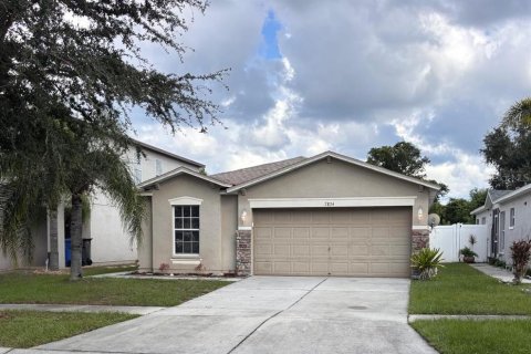 Villa ou maison à Gibsonton, Floride 3 chambres, 137.68 m2 № 2416285