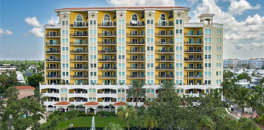 Condo in Palmetto, Florida, 2 bedrooms № 1866723
