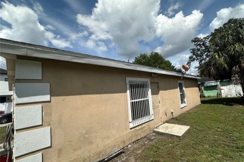 Casa en venta en Tampa, Florida, 4 dormitorios, 121.52 m2 № 2354267 - foto 3